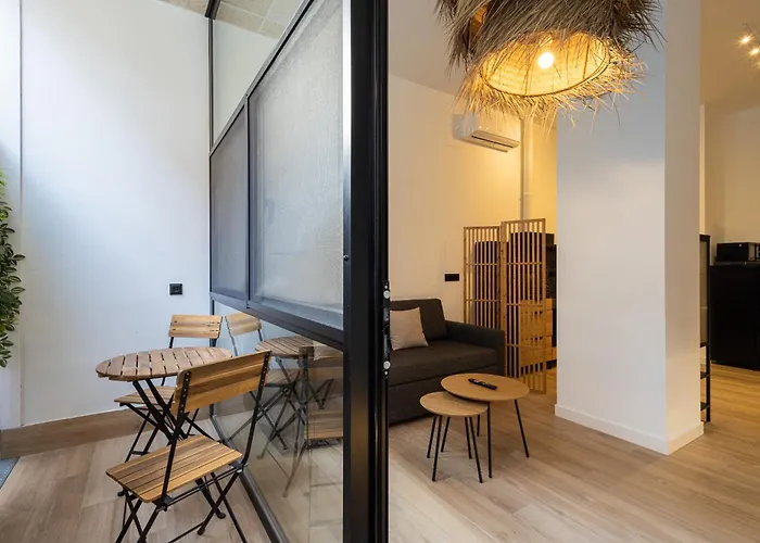 Florit Flats - The Blasco Ibanez Apartments